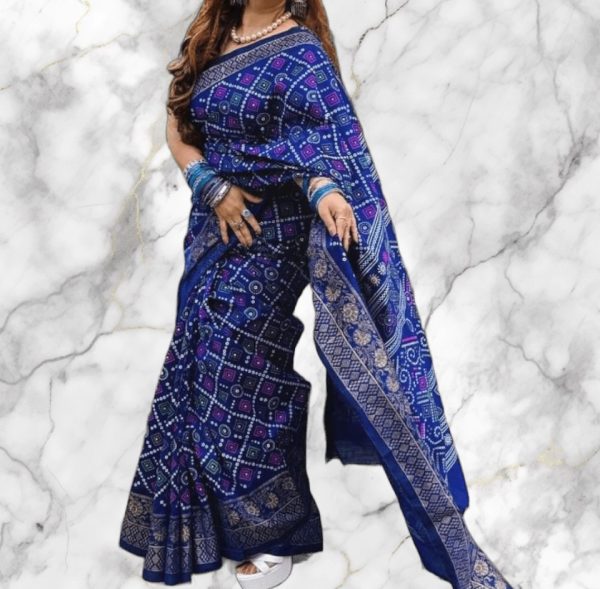 Dhupian Silk Sharee with Blaus Piece - Image 2